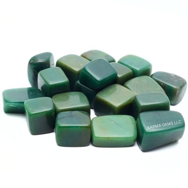 Green Jade 15 To 25 MM Crystal Tumbled Stone